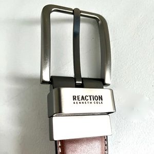 !! - Kenneth Cole REACTION Men's Engraved Logo Belt
